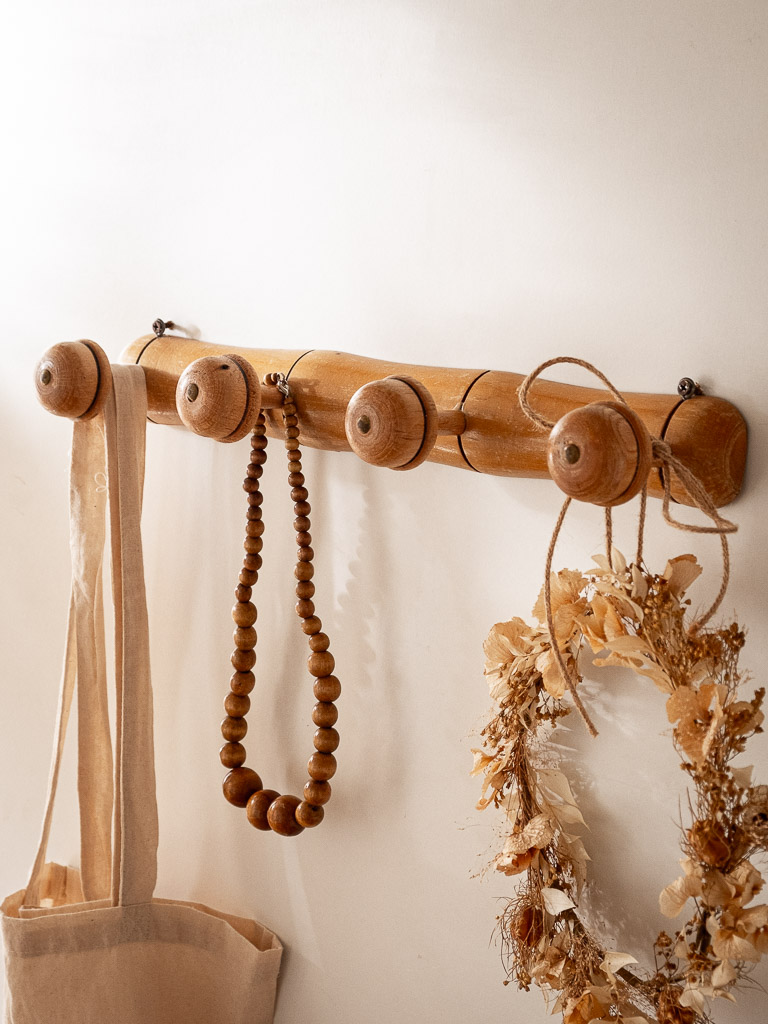 Porte-manteau Mural En Bois Naturel Avec 8 Crochets - Style Moderne Rabattable Pour Entree Salle De Bain Manteaux Chapeaux Sacs 91586044 Porte-manteau Mural En Bois Naturel Avec 8 Crochets - Style Moderne Rabattable Pour Entree Salle De Bain Manteaux Chapeaux Sacs 91586044