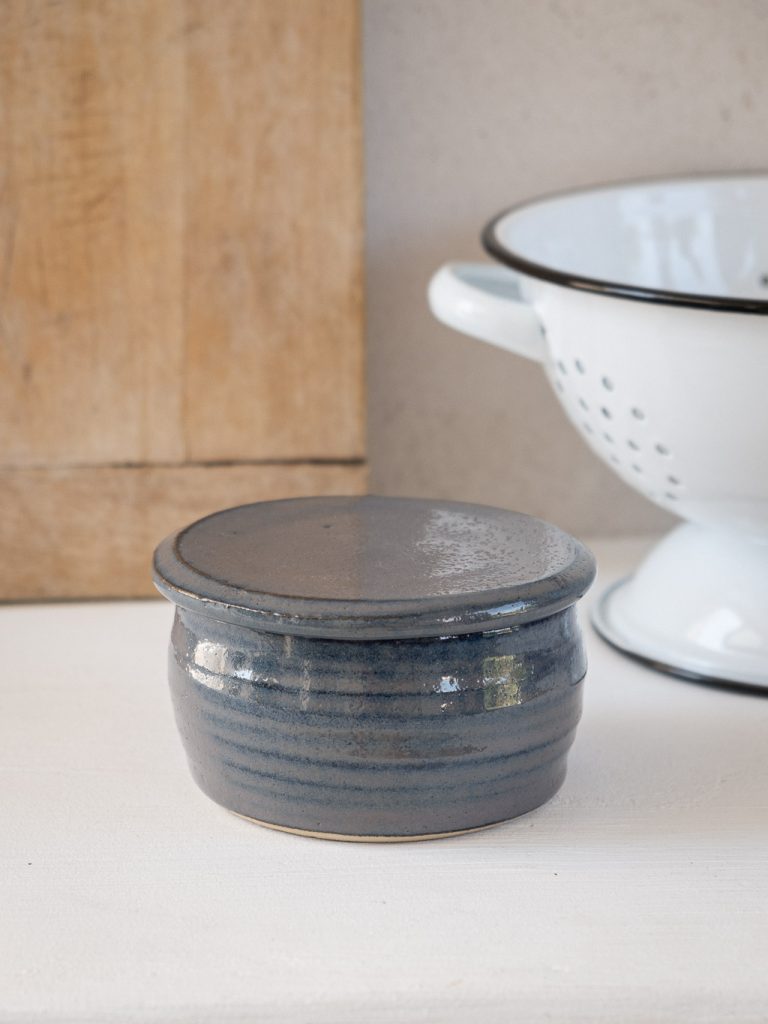 Goxiry Beurrier à Eau En Céramique Avec Couvercle & Couteau – Beurre Toujours Frais Et Tartinable Sans Réfrigérateur