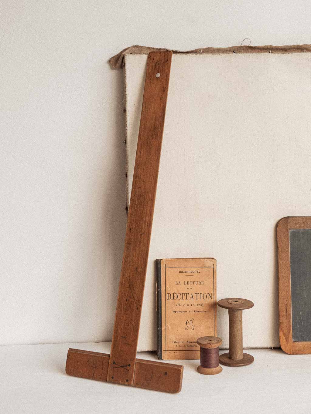 ancien té à dessin en bois
