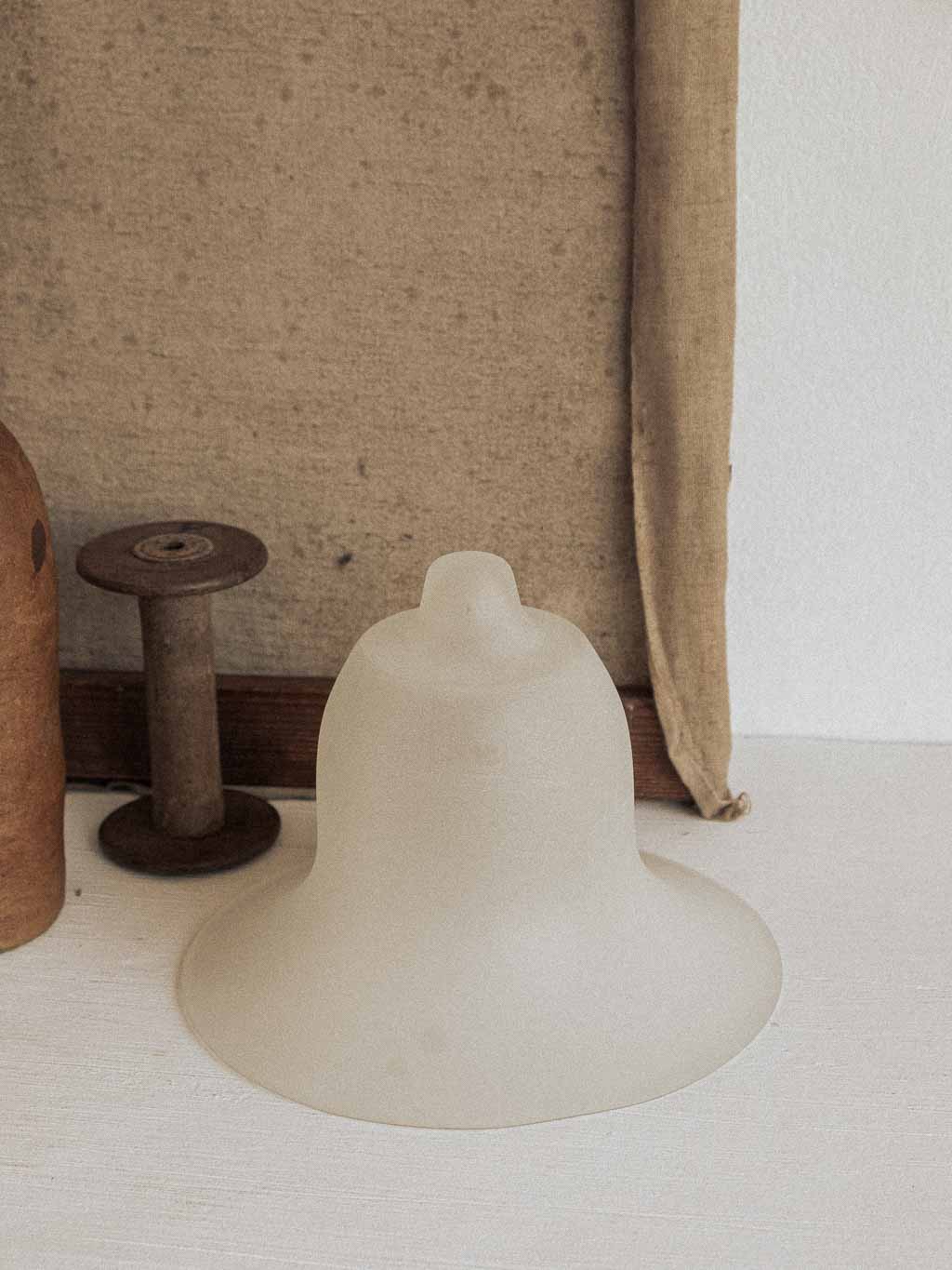 cloche de jardin en verre dépoli