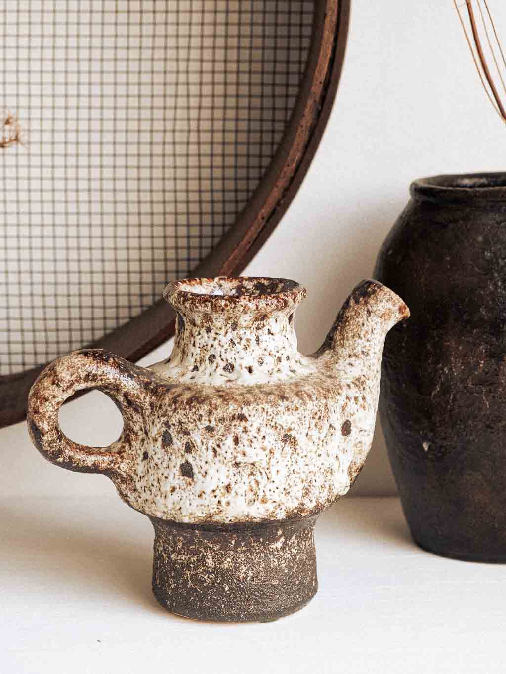 pichet ancien écume de mer brun