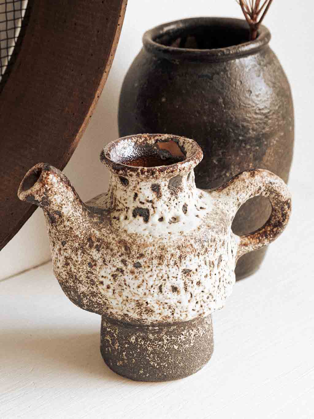 pichet ancien écume de mer brun