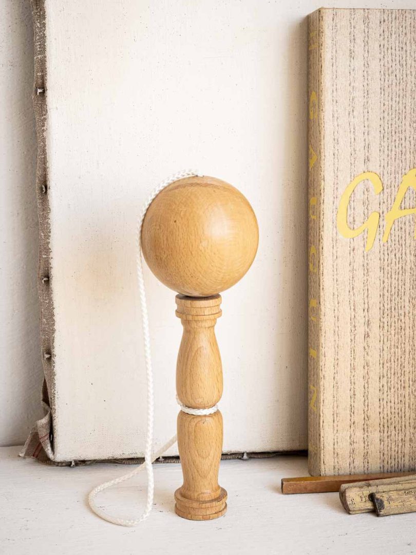 Bilboquet en bois 23 cm