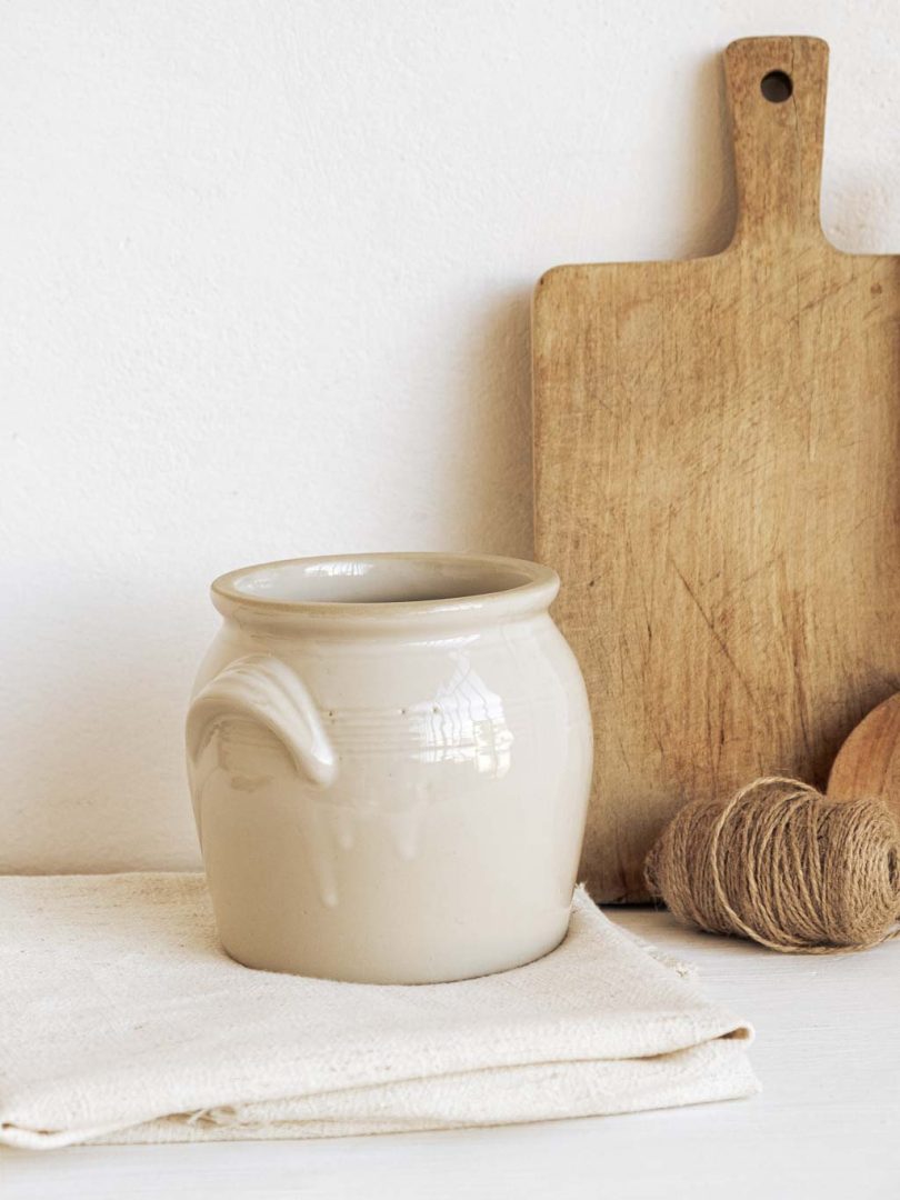 pot en grès blanc beige type pot à beurre digoin