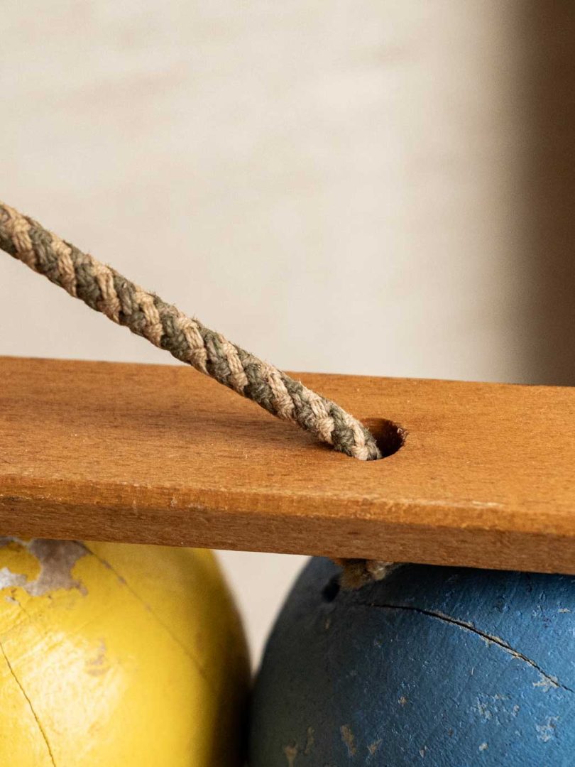 jeu de boule ancien en bois , boule bois peint