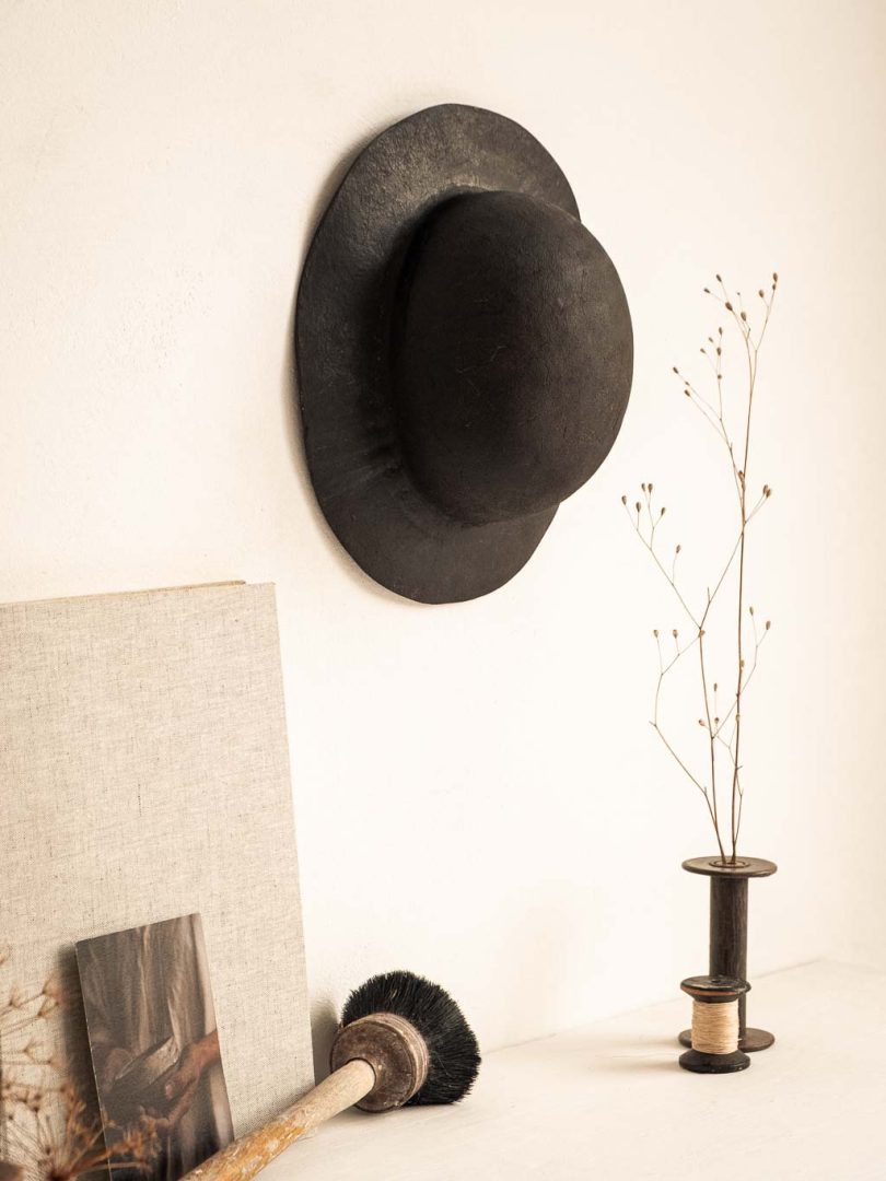 chapeau / casque de mineur en cuir dit barrette de mineur