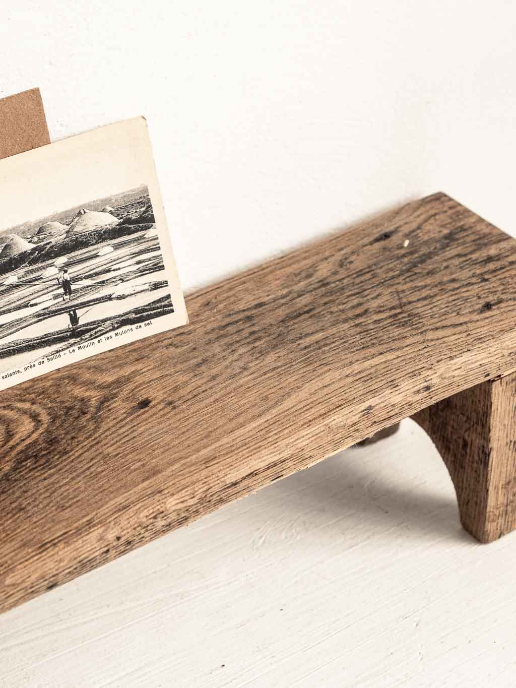 Petit banc marche-pied en chêne