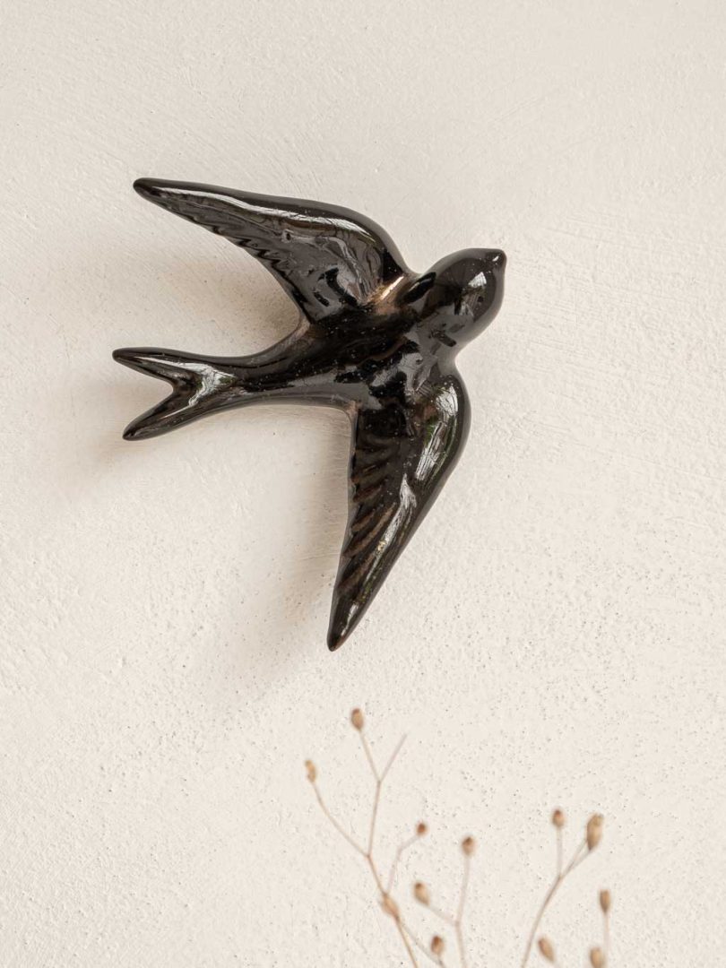 hirondelle en céramique noire pour décoration murale