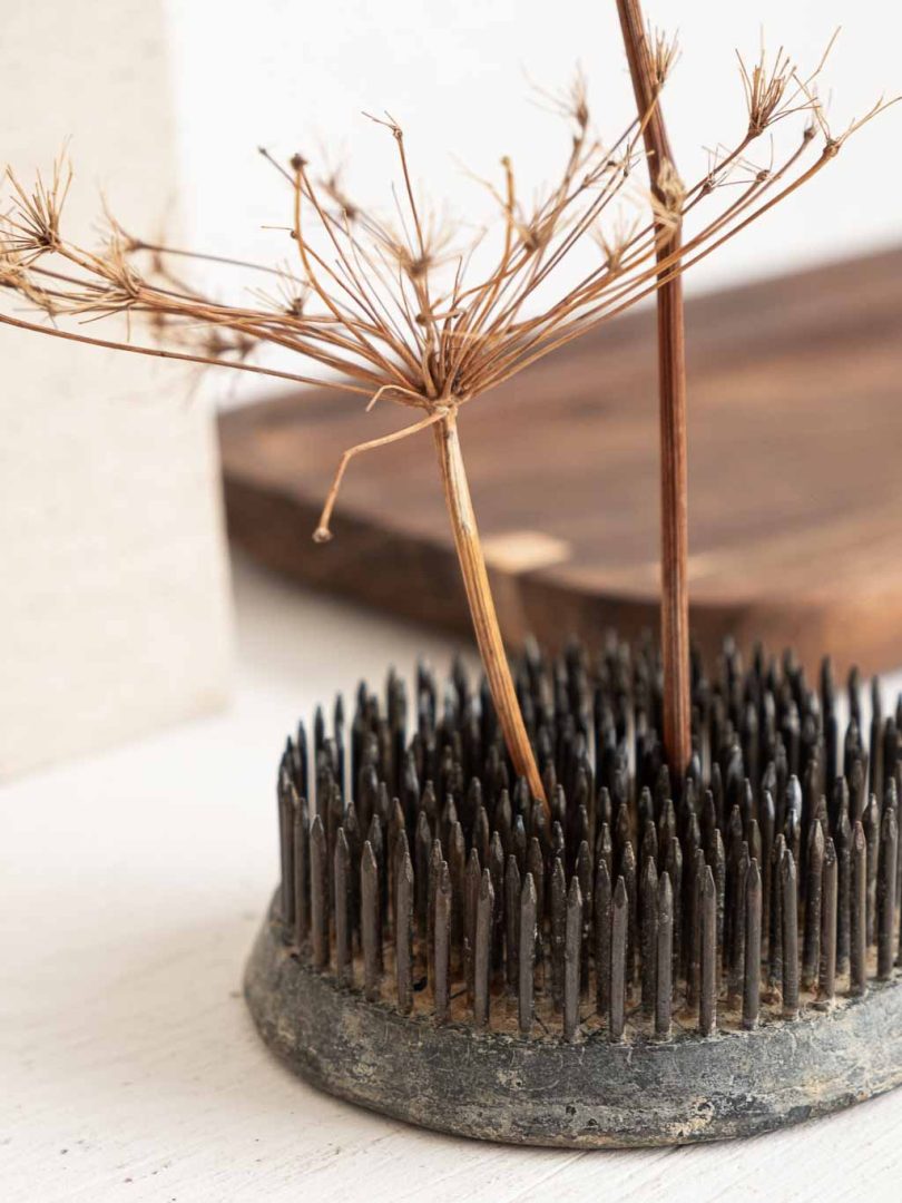 Pique-fleurs kenzan en metal pour ikebana