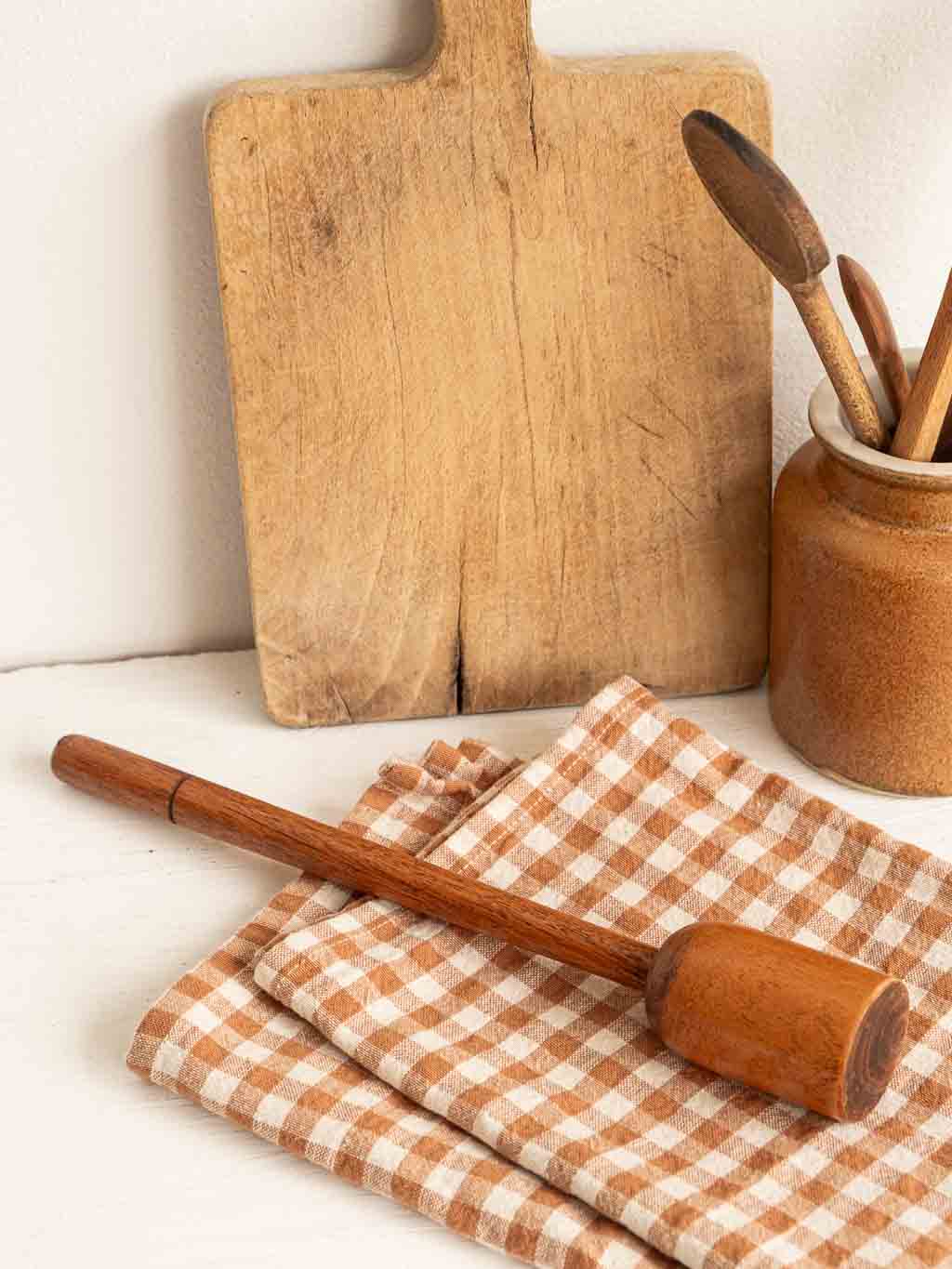 Pilon ancien an bois