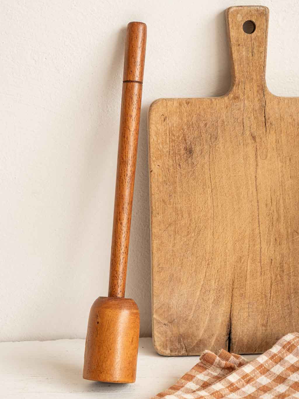 Pilon ancien an bois