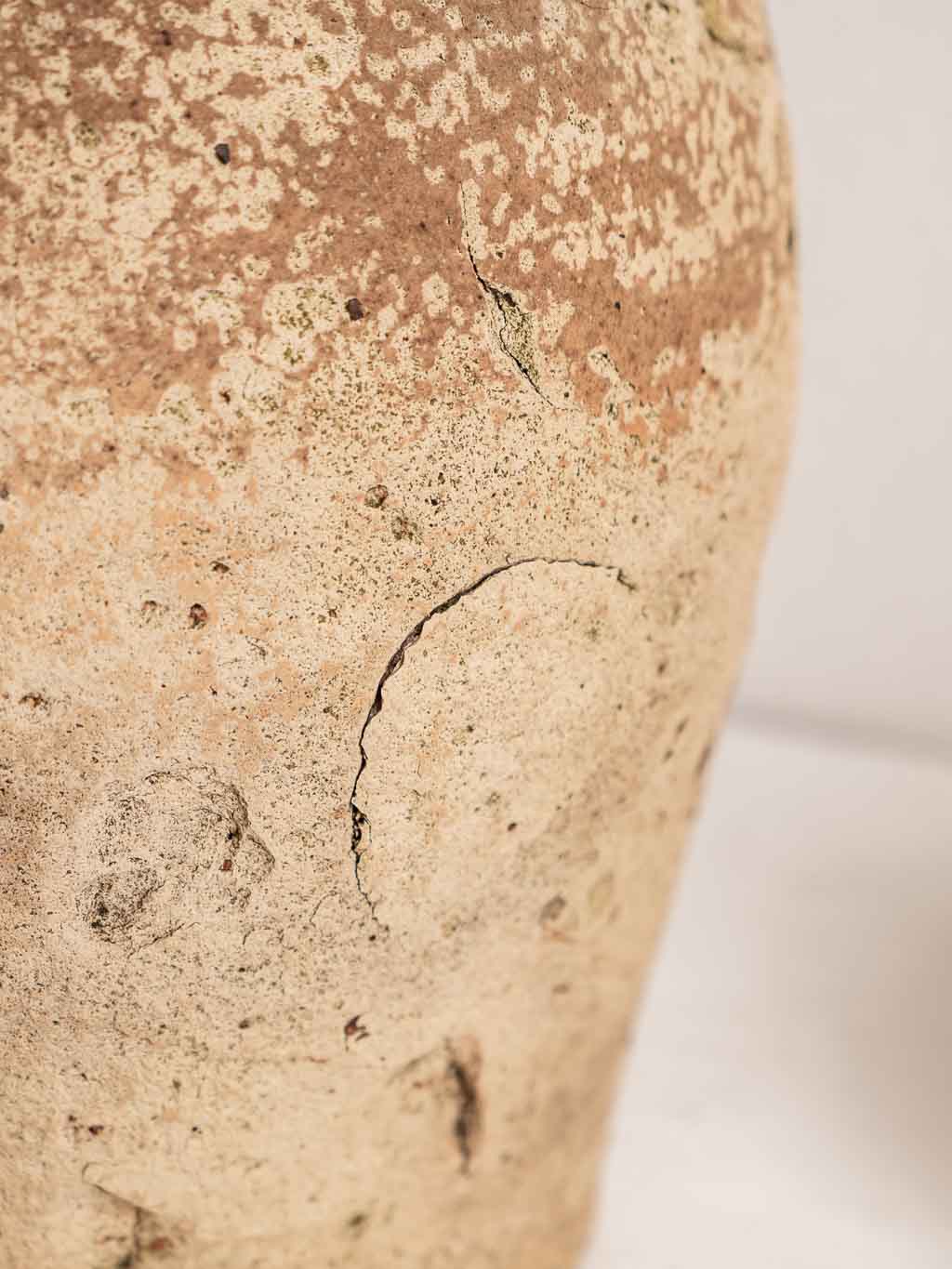 grand pot ou jarre en céramique beige patinée