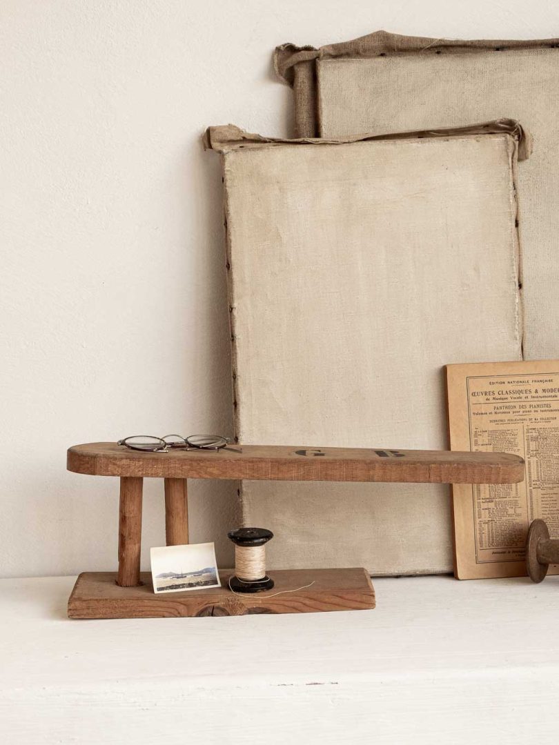 Ancienne Jeannette de repassage en bois