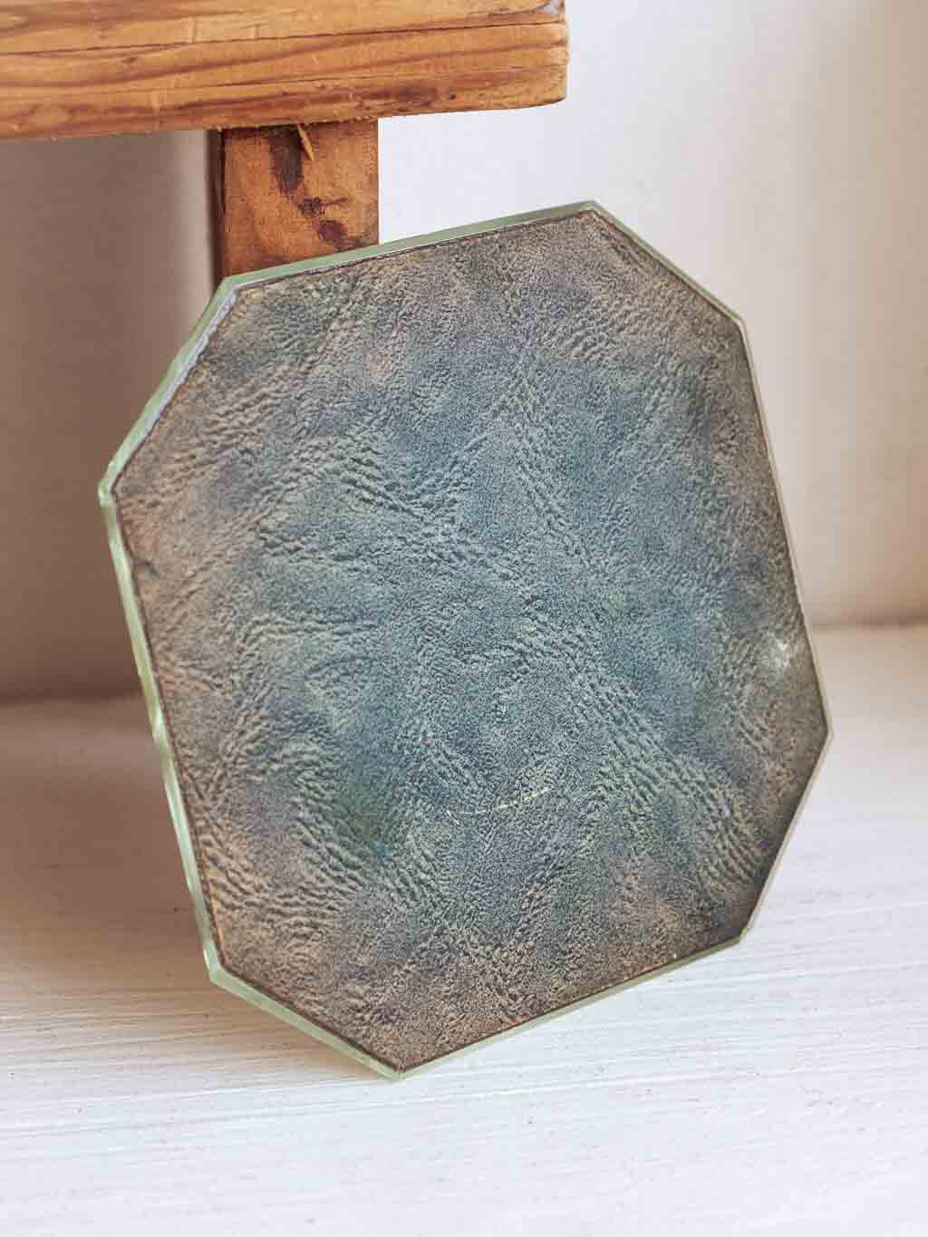 petit plateau en miroir biseauté pour bouteille