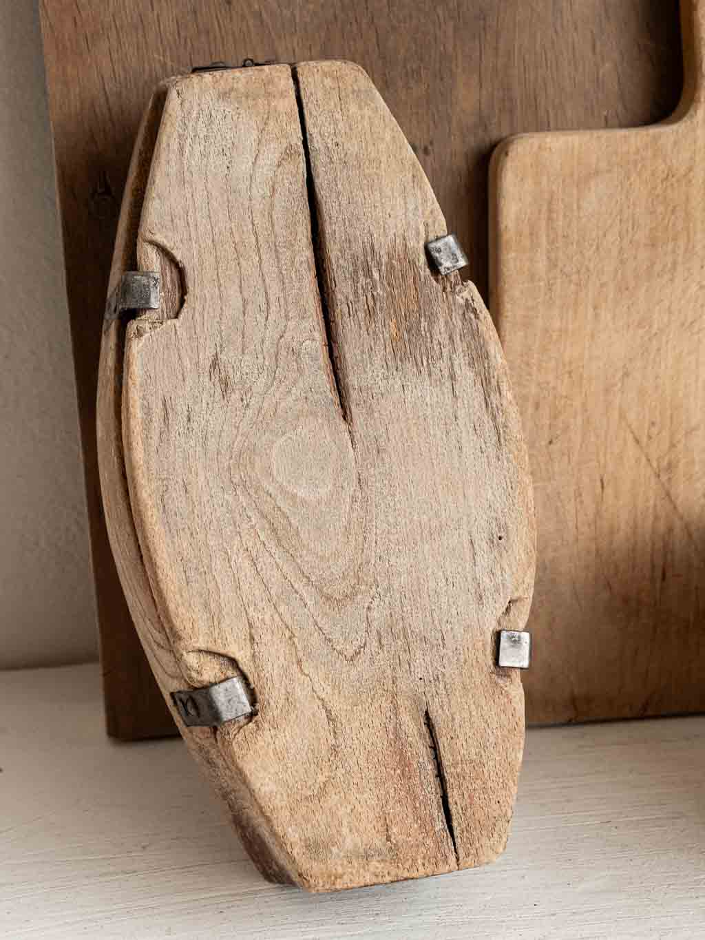 ancien moule à beurre en bois
