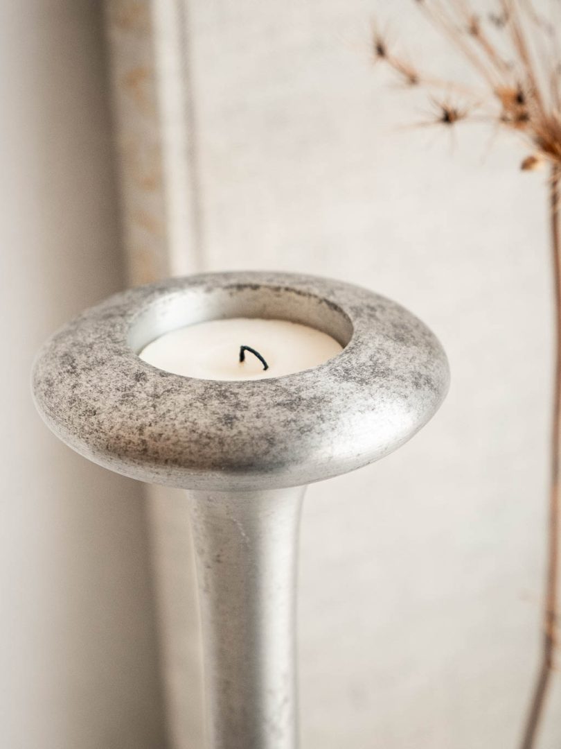 bougeoir Carl Öjerstam pour Ikea en aluminium brossé