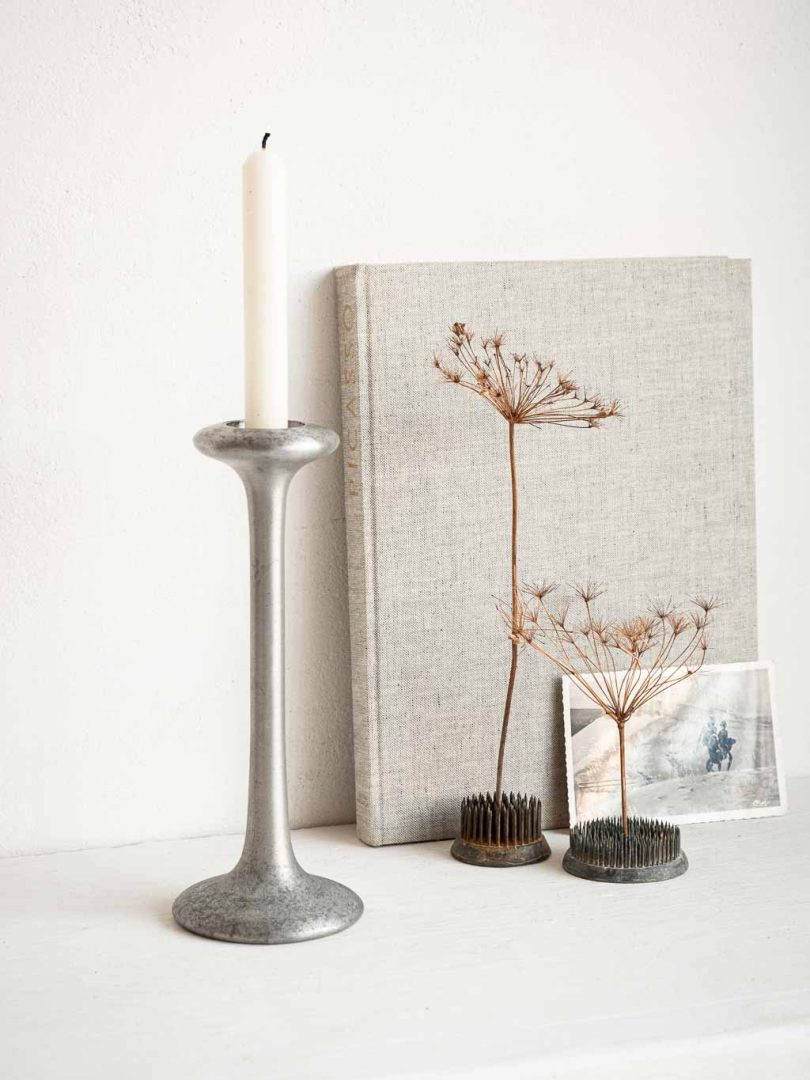 bougeoir Carl Öjerstam pour Ikea en aluminium brossé
