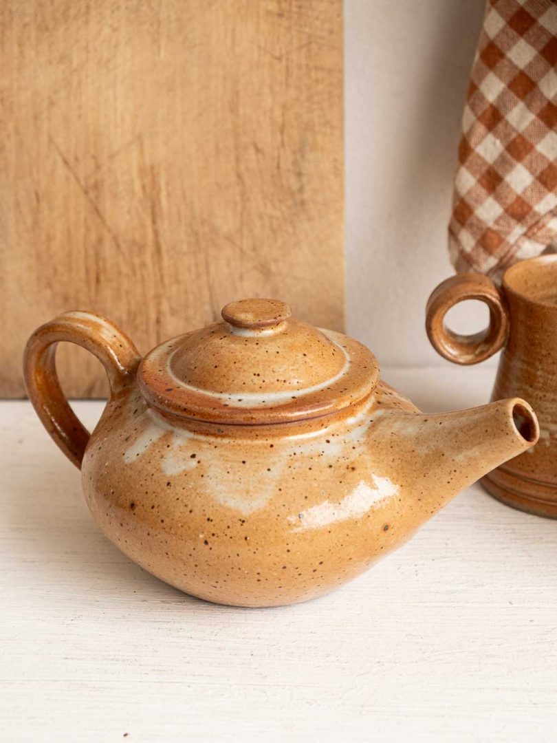 Théière et tasses en grès marron vintage 1970