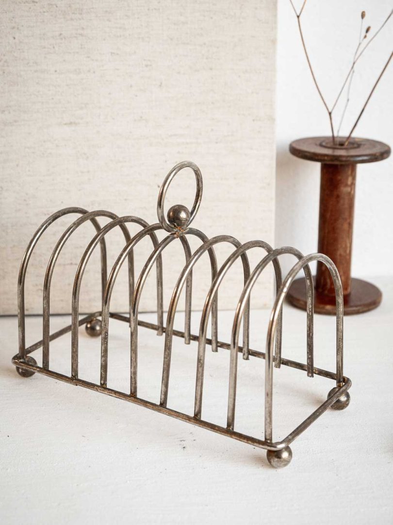 porte toast ancien en métal détourné en porte cartes