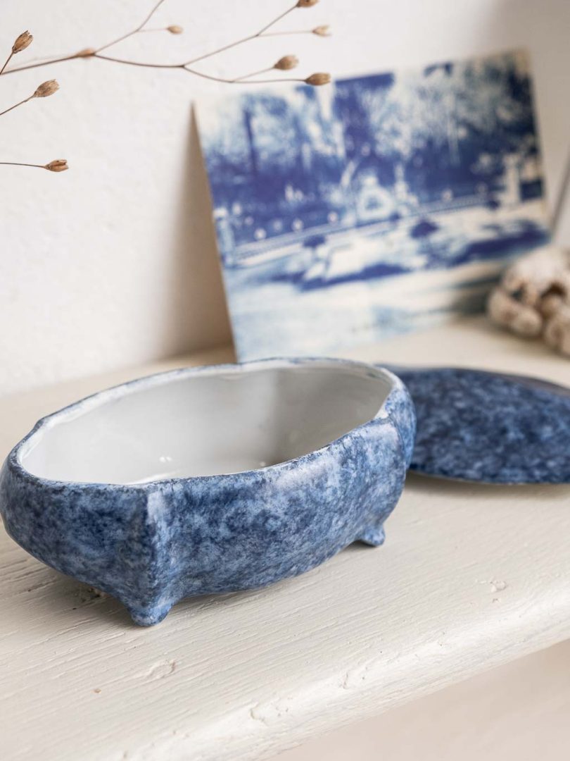 Boîte à bijoux en porcelaine de Limoges bleue – Image 3