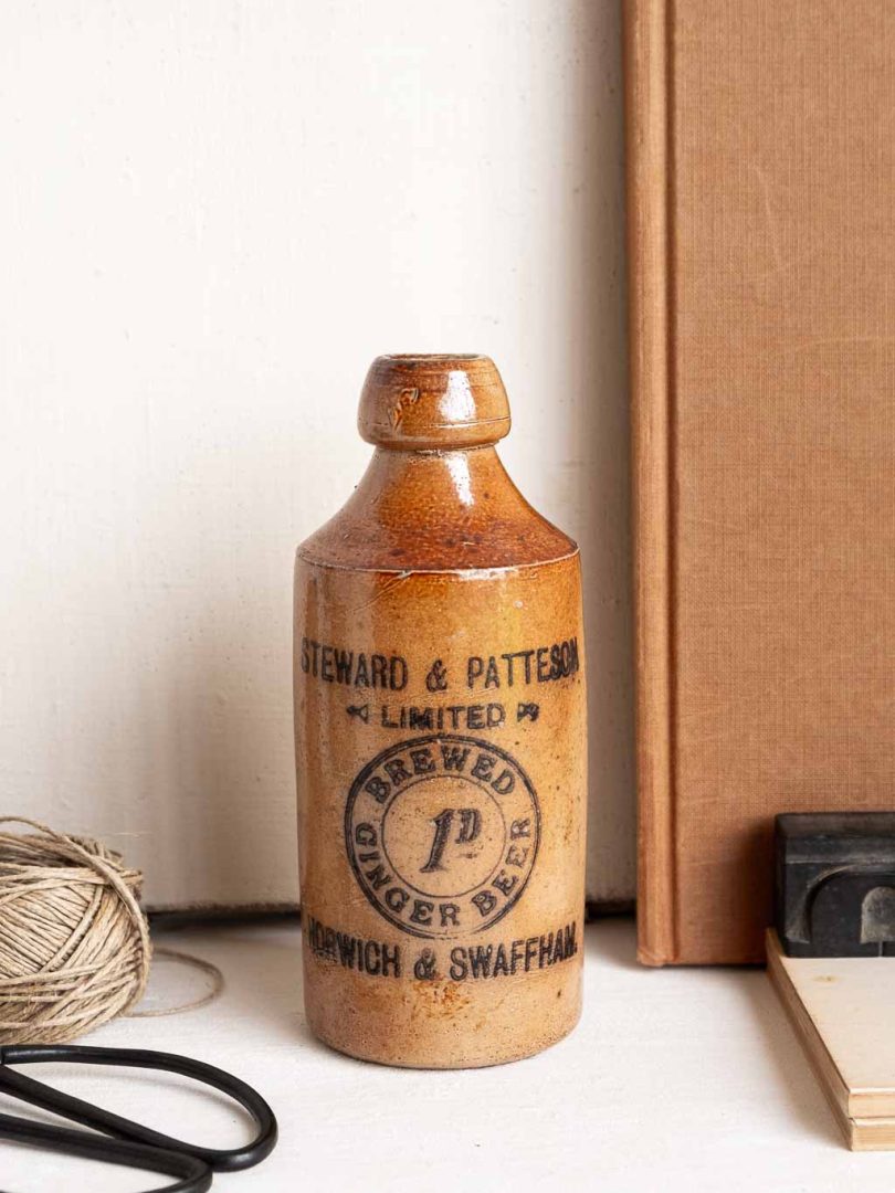 Bouteille grès vintage ginger beer Steward Patteson
