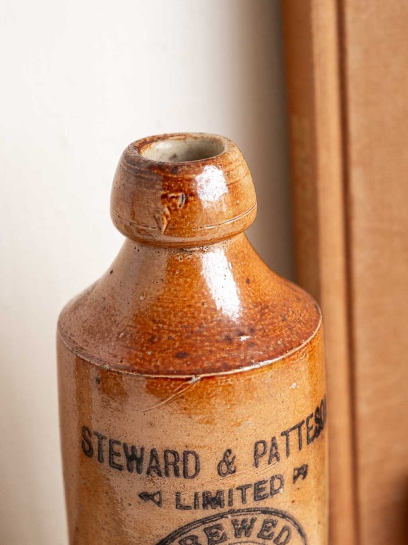 Bouteille grès vintage ginger beer Steward Patteson