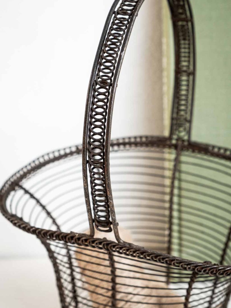 panier métal ancien style victorien