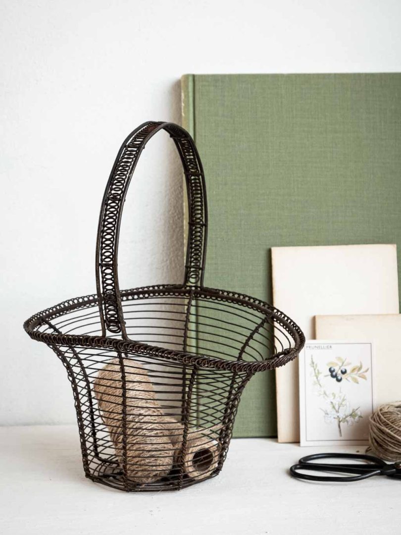 panier métal ancien style victorien