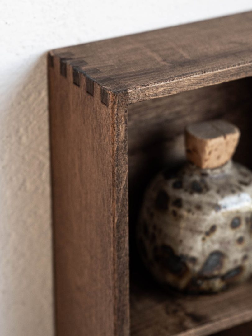 ancien petit casier compartimenté en bois