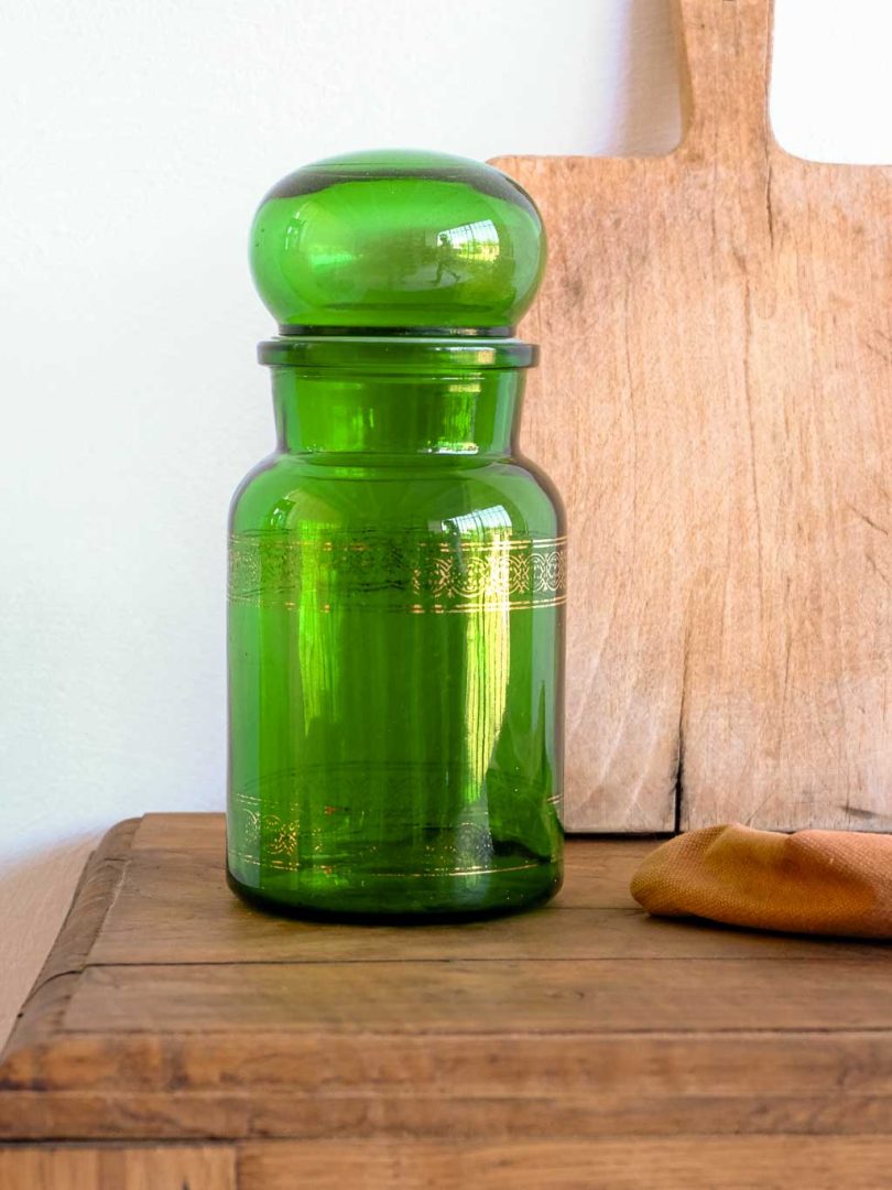 Bocal en verre bouchon bombé vintage