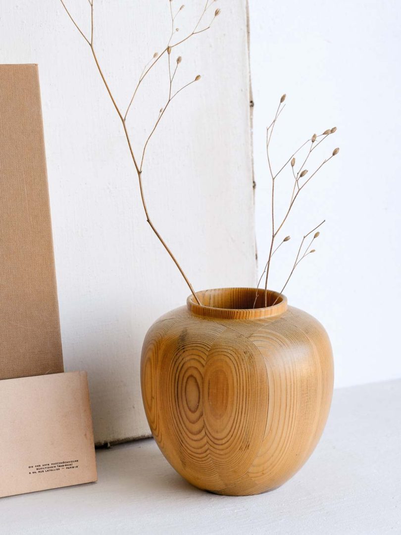 vase boule en pin made in Finland
