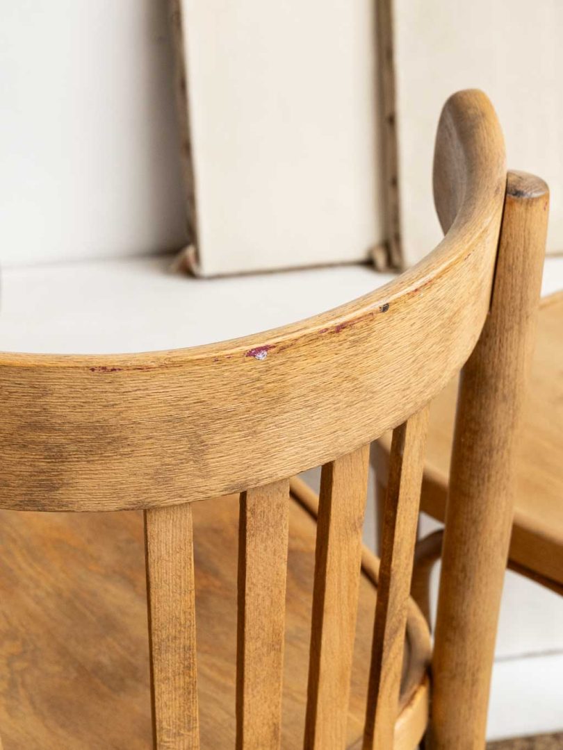 Lot chaises anciennes de bistrot en bois courbé style thonet, baumann