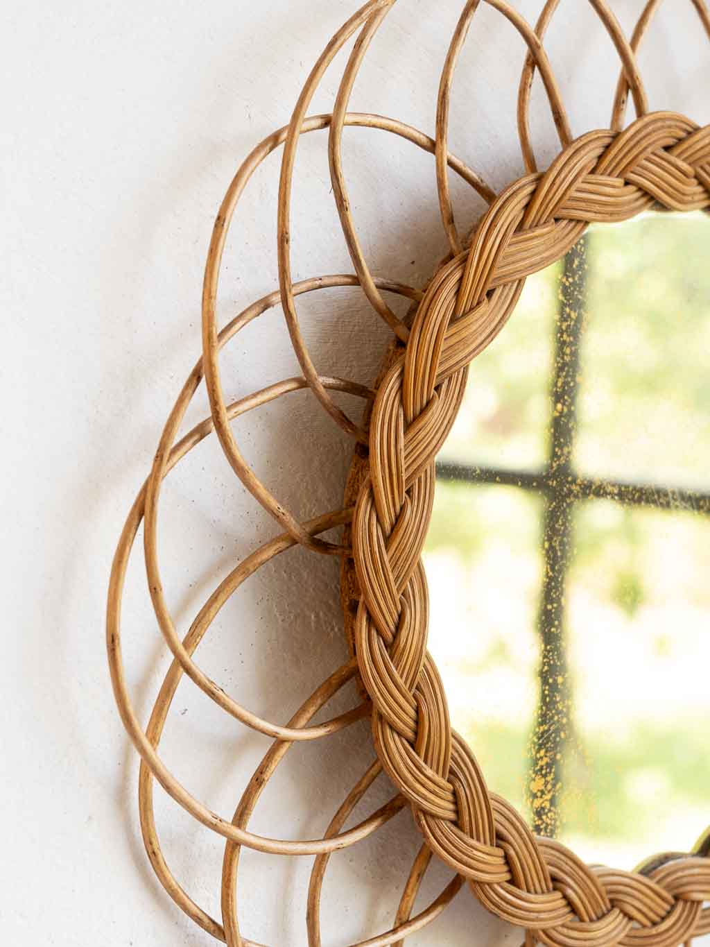 Miroir vintage rosace en rotin