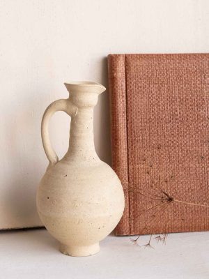 vase en céramique beige brut
