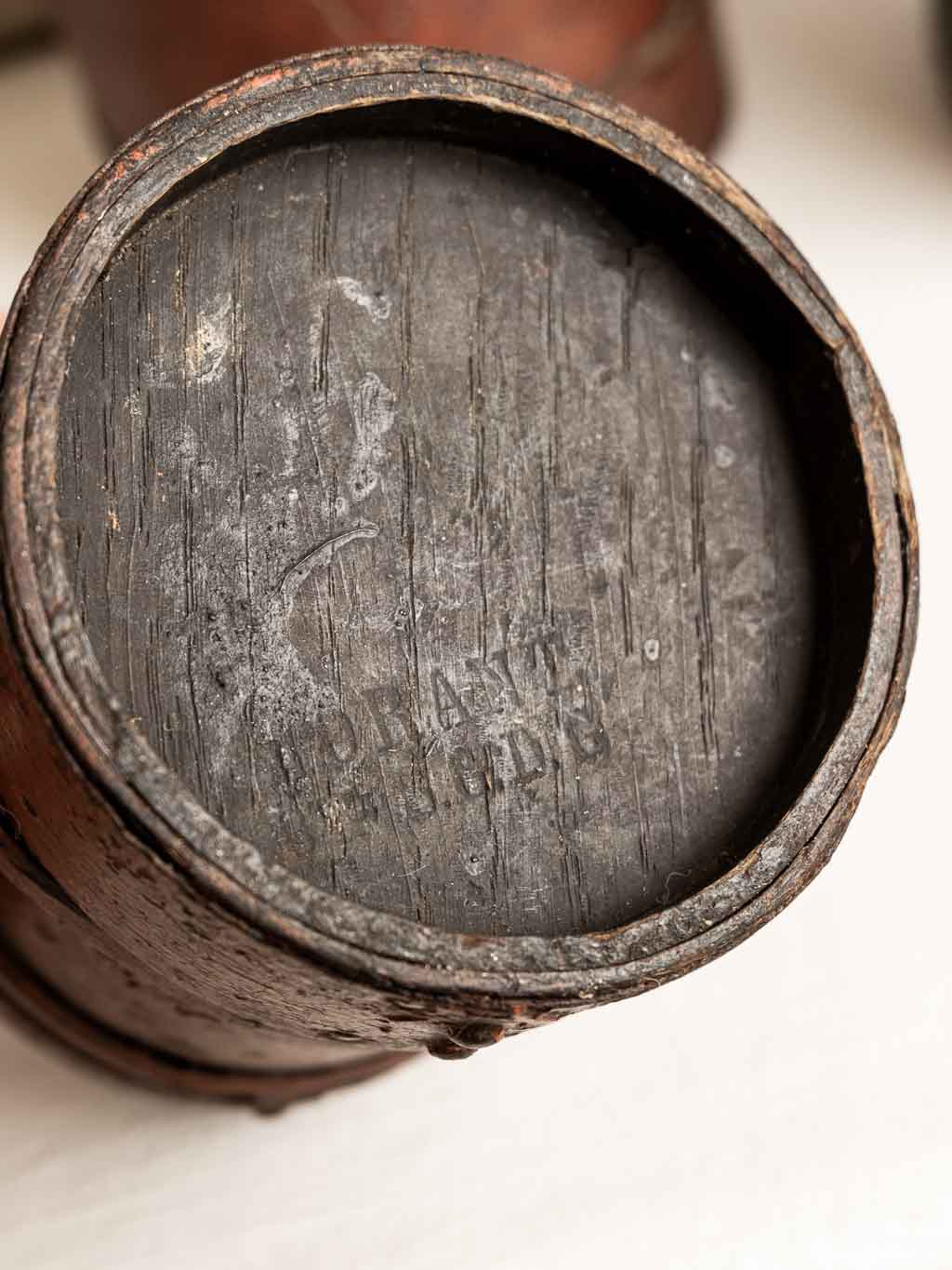 anciennes mesures à grain en bois, lot de 3 boisseaux