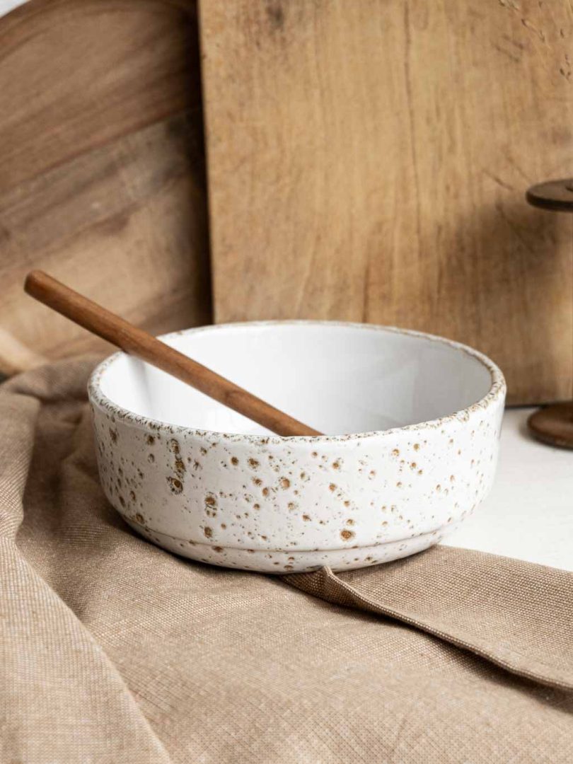 coupelle en ceramique blanche mouchetée