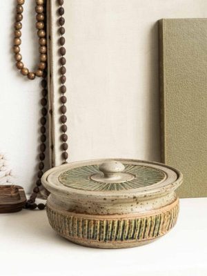 cocotte vintage en grès signée Queyras