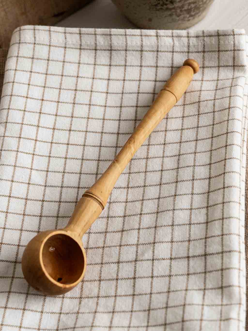 Cuillère à olives en bois – Image 4