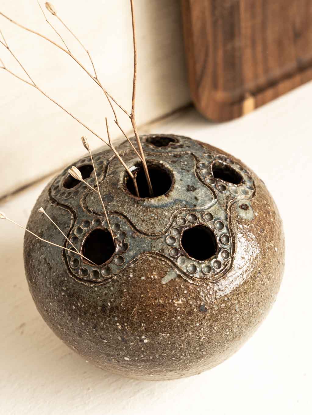 Pique fleurs Michel Vergne poterie Kerbenoen PK