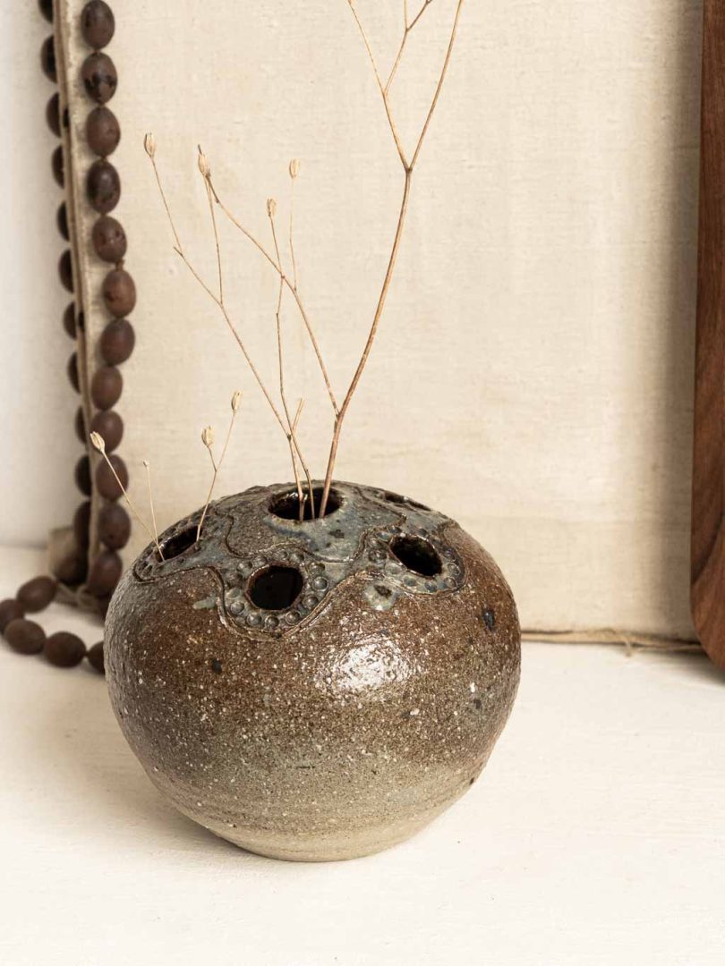 Pique fleurs Michel Vergne poterie Kerbenoen PK