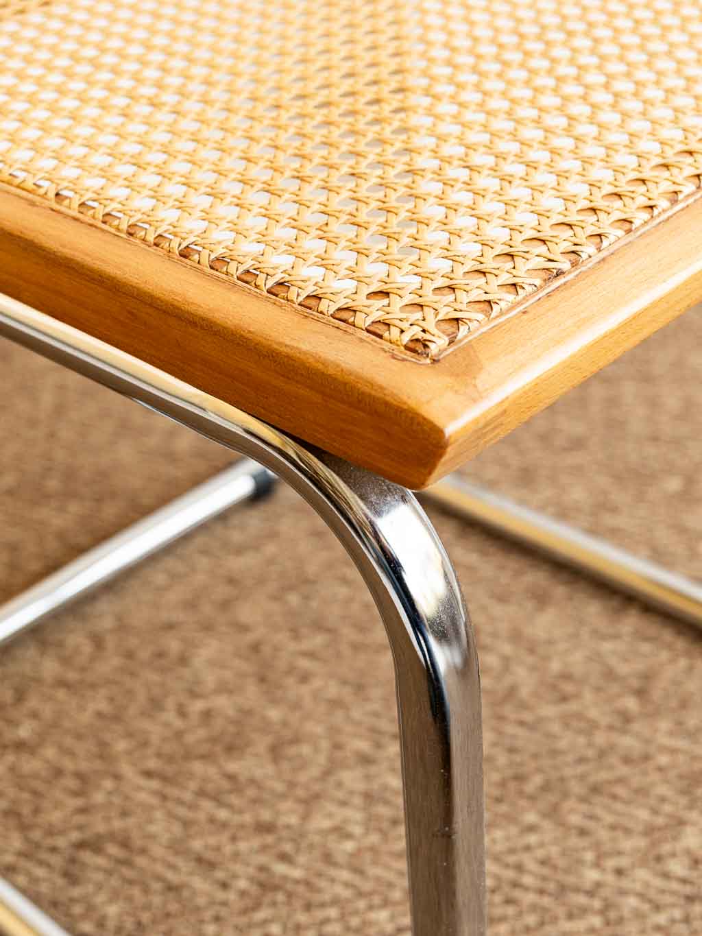 chaise cesca b32 Marcel Breuer vintage 1980 cannage et chrome