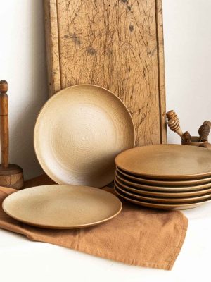 ensemble de 8 assiettes plates en grès vintage