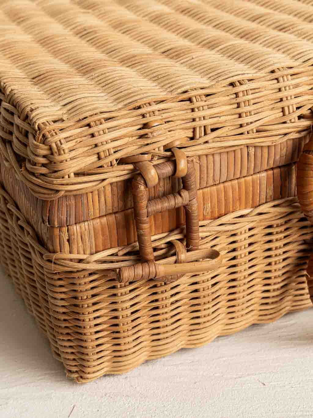 Valise vintage en rotin 1960