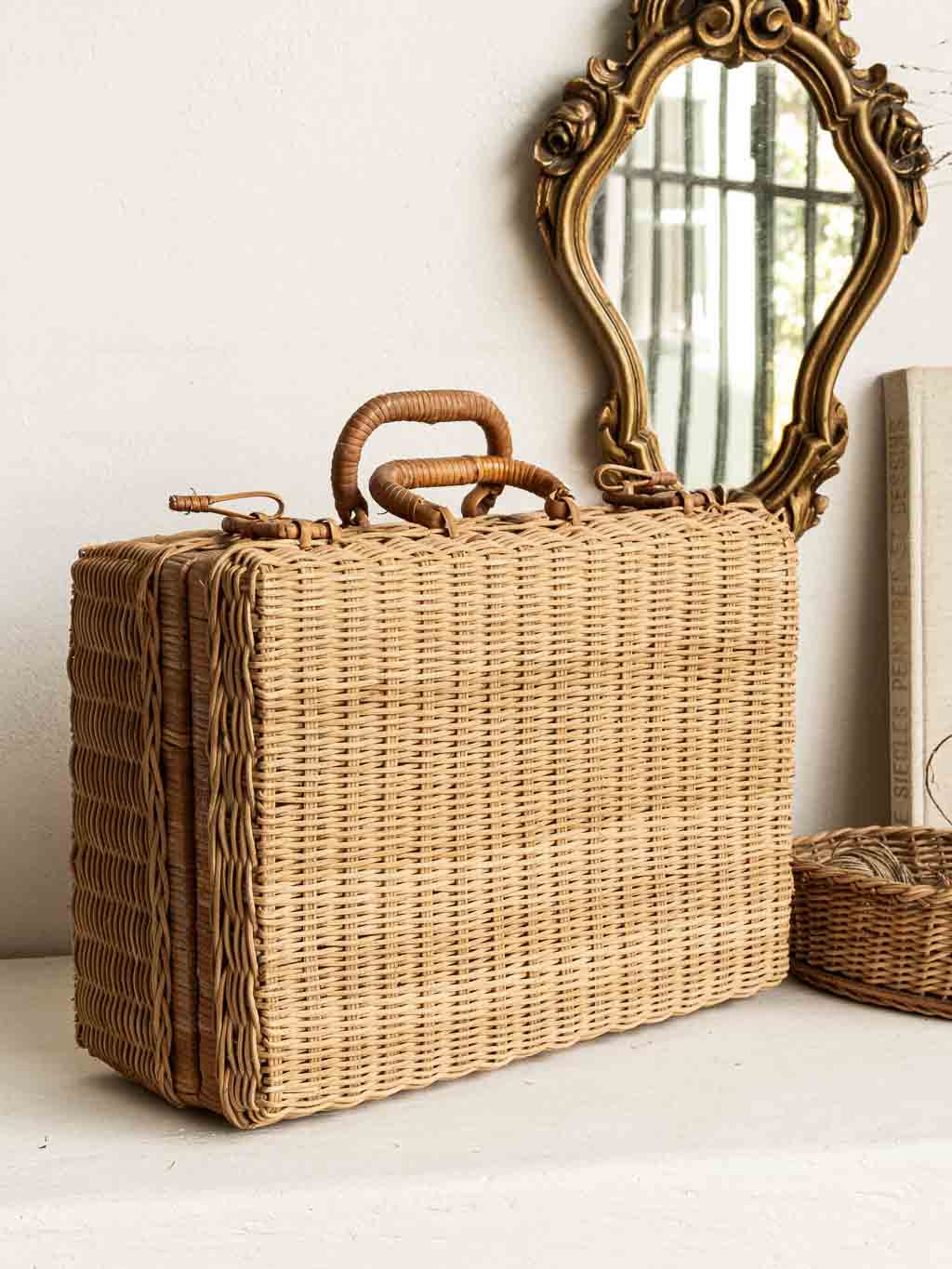Valise vintage en rotin 1960