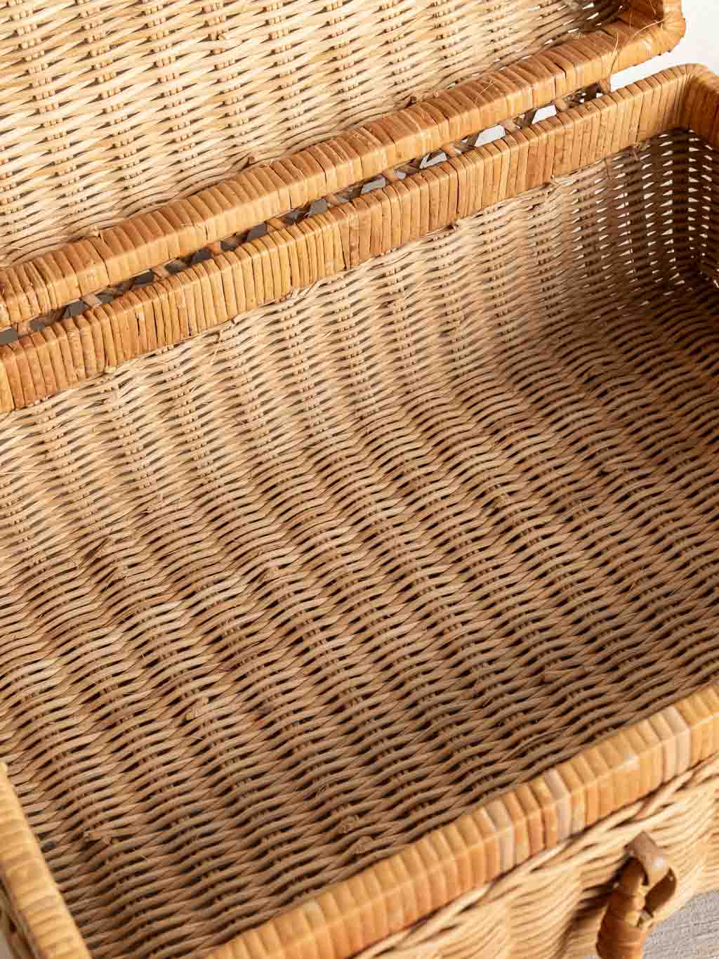 Valise vintage en rotin 1960