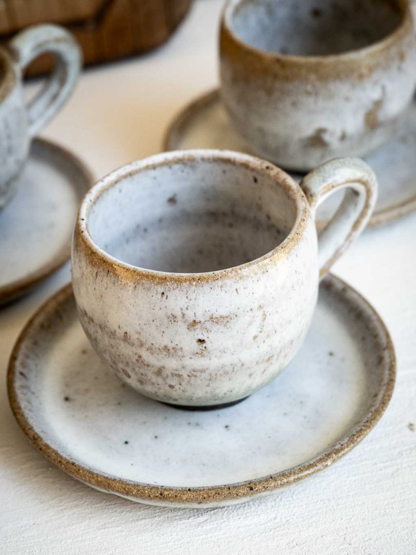 Lot 4 tasses en grès Vallée Noire