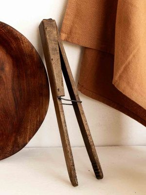 ancienne pince en bois type labo de chimie
