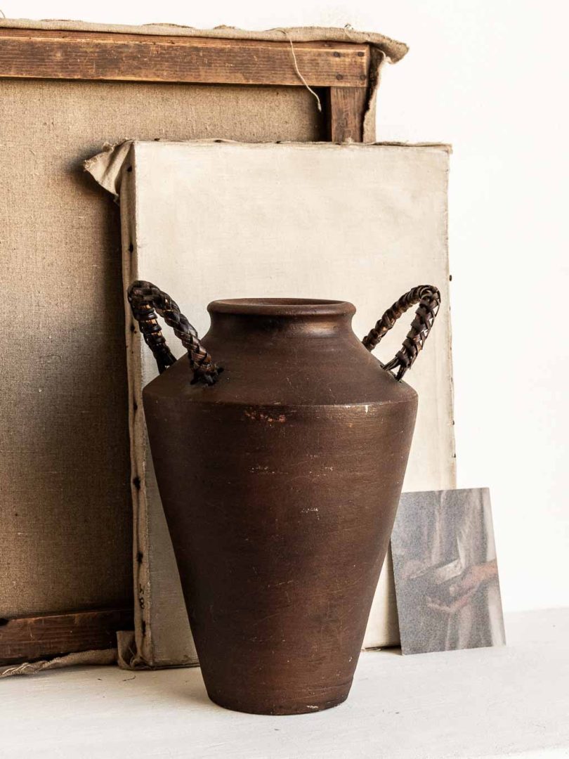 grand vase ethnique en céramique noir wabi-sabi
