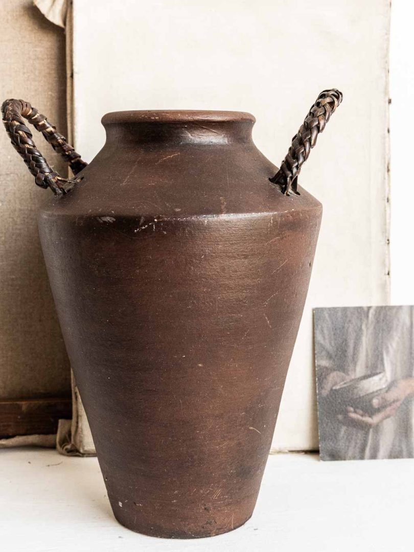 grand vase ethnique en céramique noir wabi-sabi