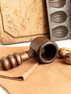 casse noix à vis en bois